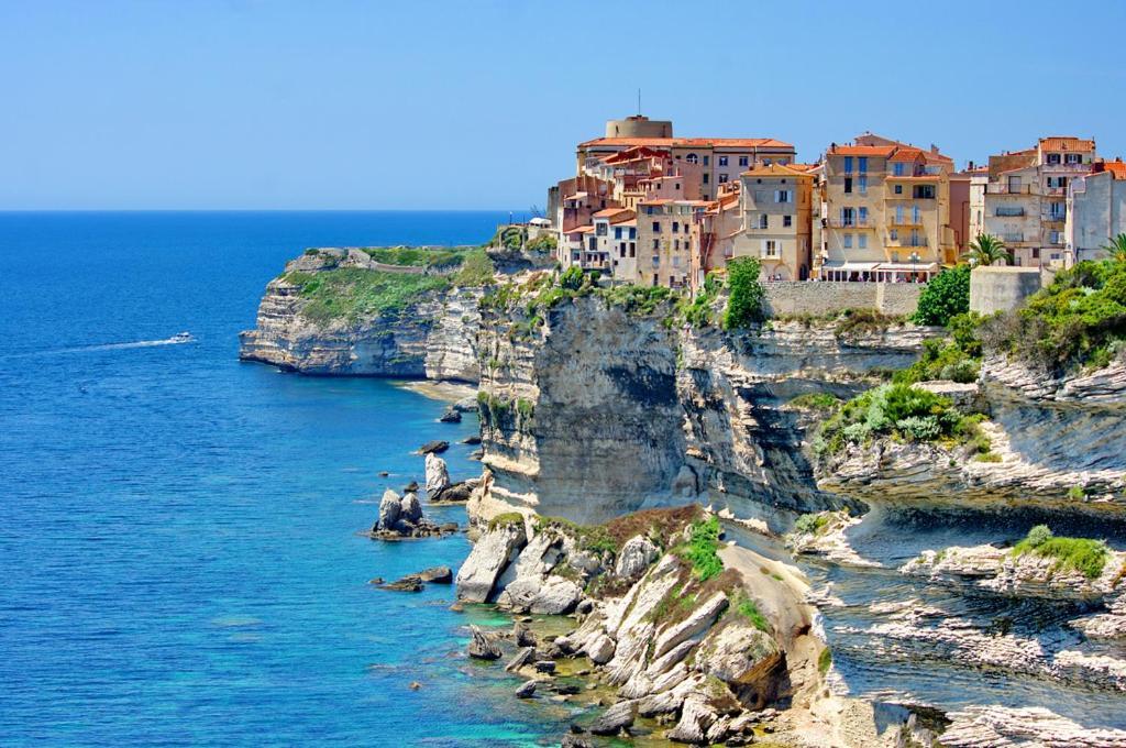 L'Appart Bonifacio  Exteriör bild